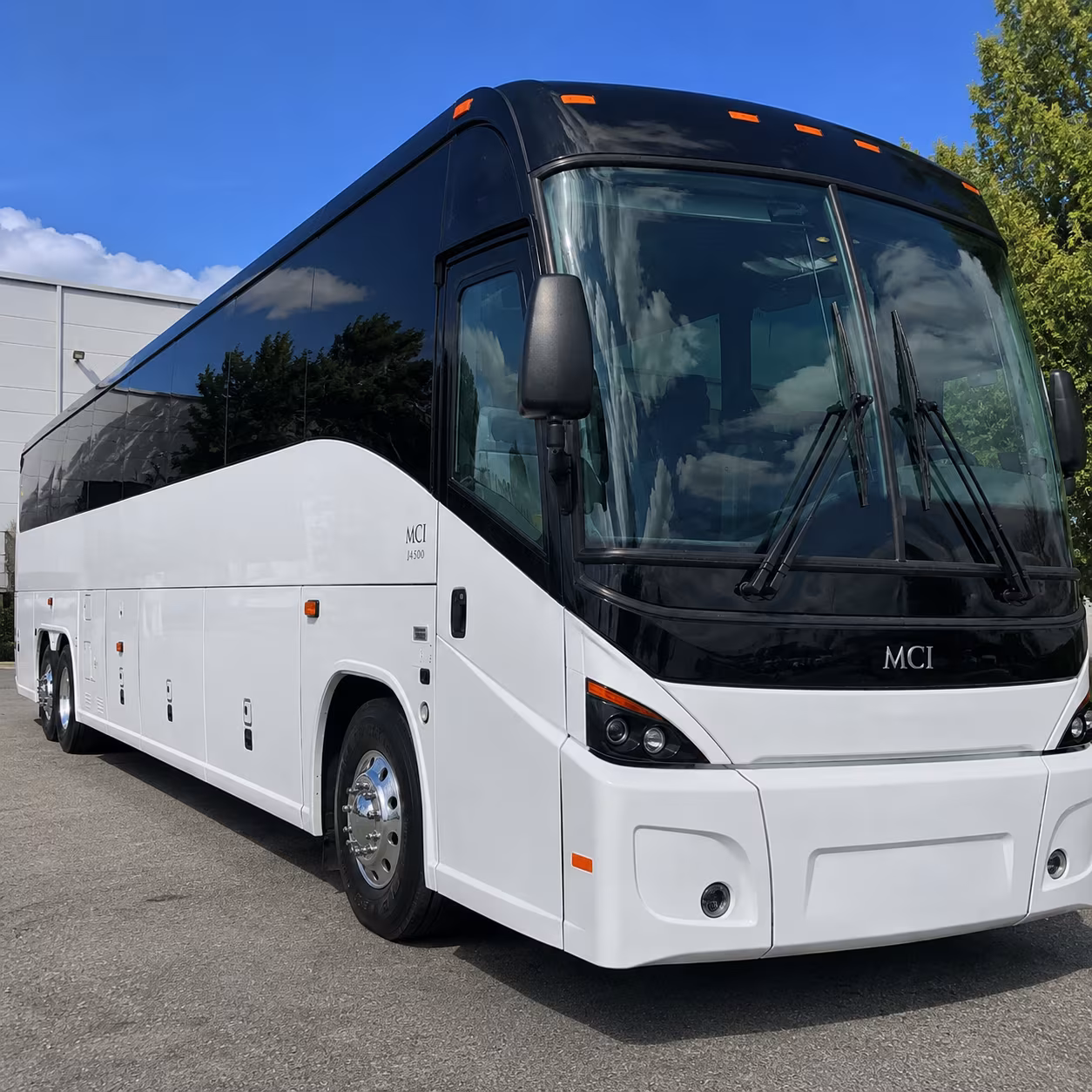 airport shuttle buses for mayo clinic patients families medical groups
