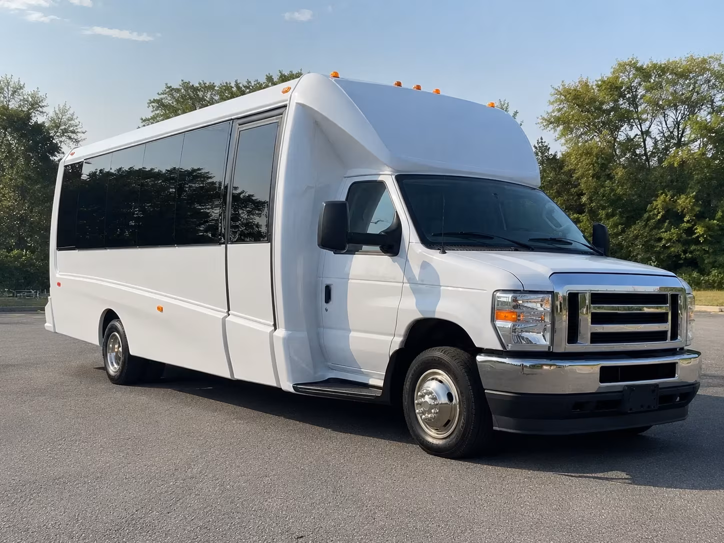 party buses and minibuses to rochester honkers games at mayo field